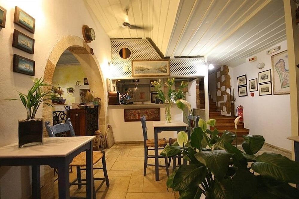 Nostos Hotel 62