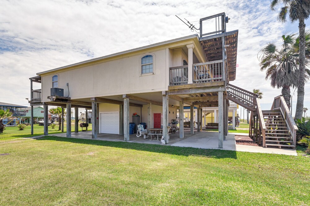 Intracoastal Views & Deck: Surfside Beach Home