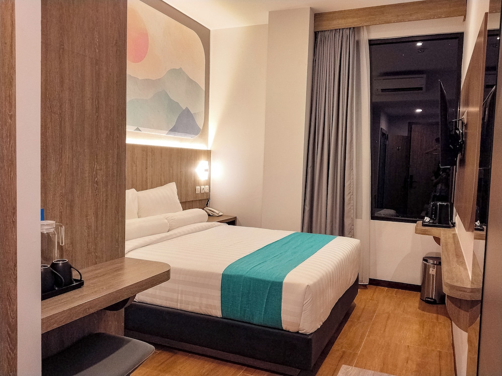 Front One Luxe Hotel Solo