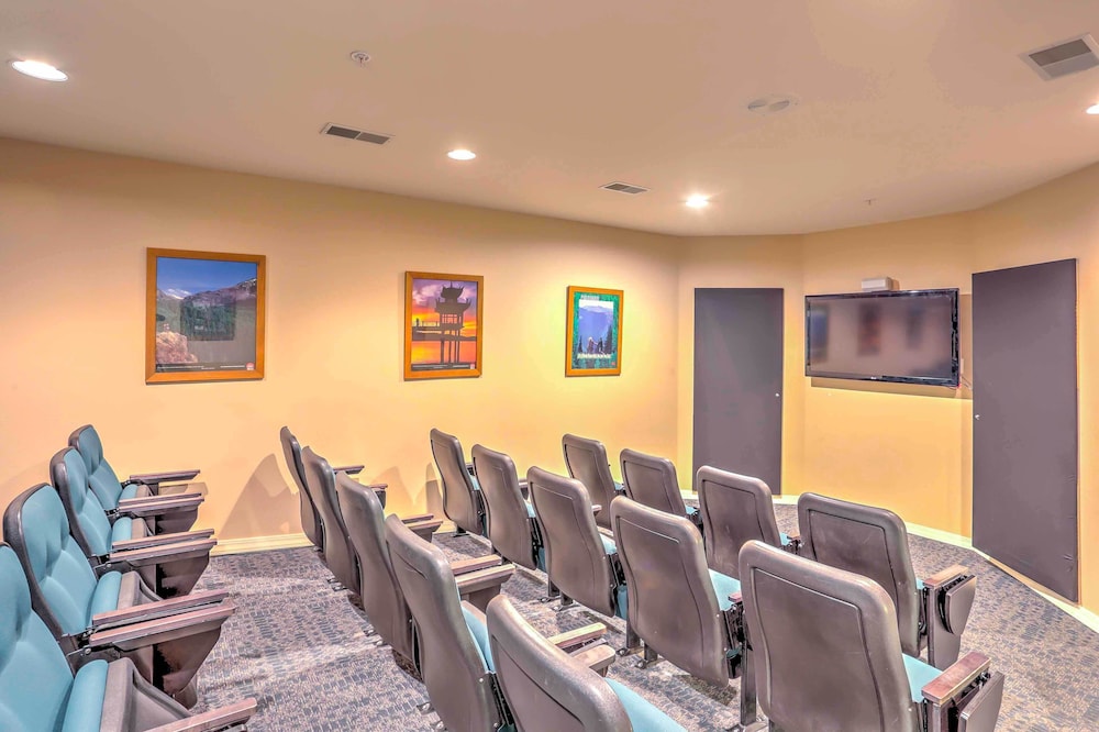 meeting & event spaces