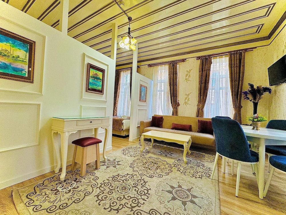 Alhambra Apart Otel - Image 67