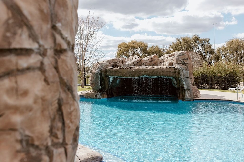 Tindarra Resort