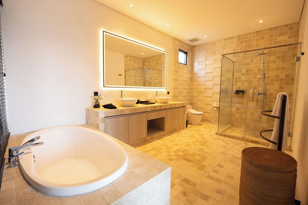 Astamaya Signature Villas
