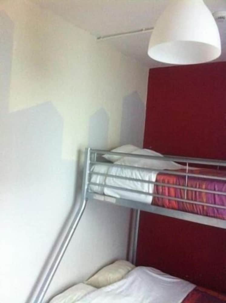 Hostel Louise view 3