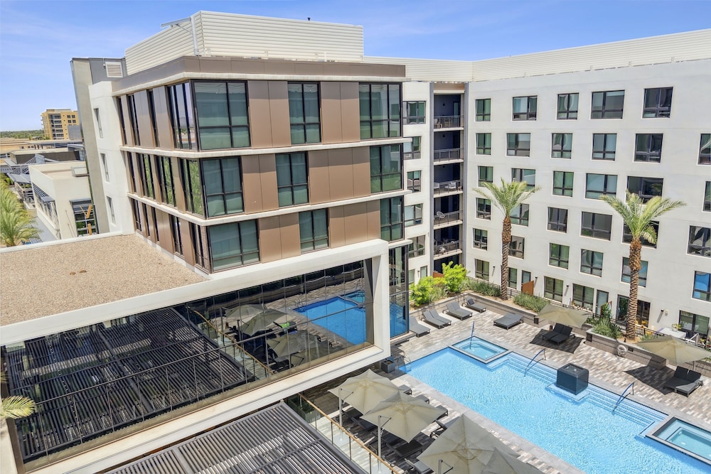 Hotel Kasa Scottsdale Quarter Phoenix - Image 1