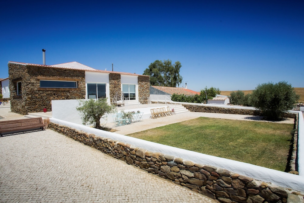 Herdade dos Castelejos