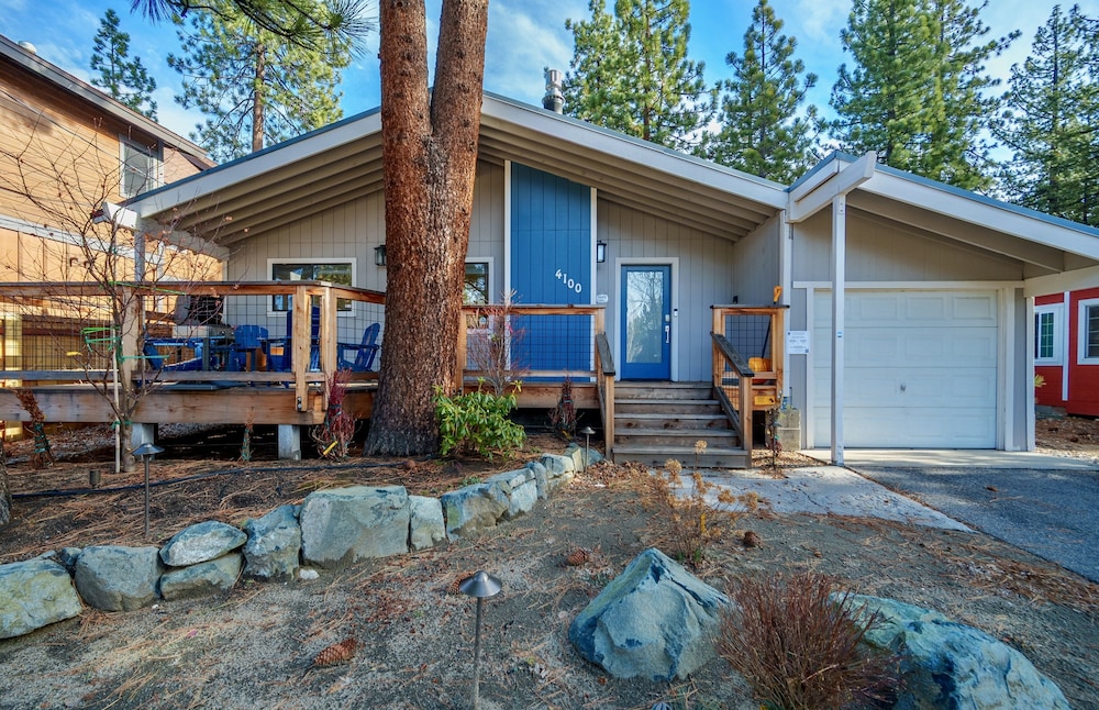 The Azure Tahoe Cabin 3 Bedroom Home