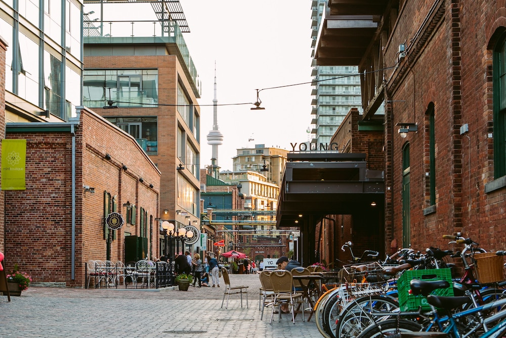 QuickStay - Elegance in Yorkville (Yonge & Bloor)