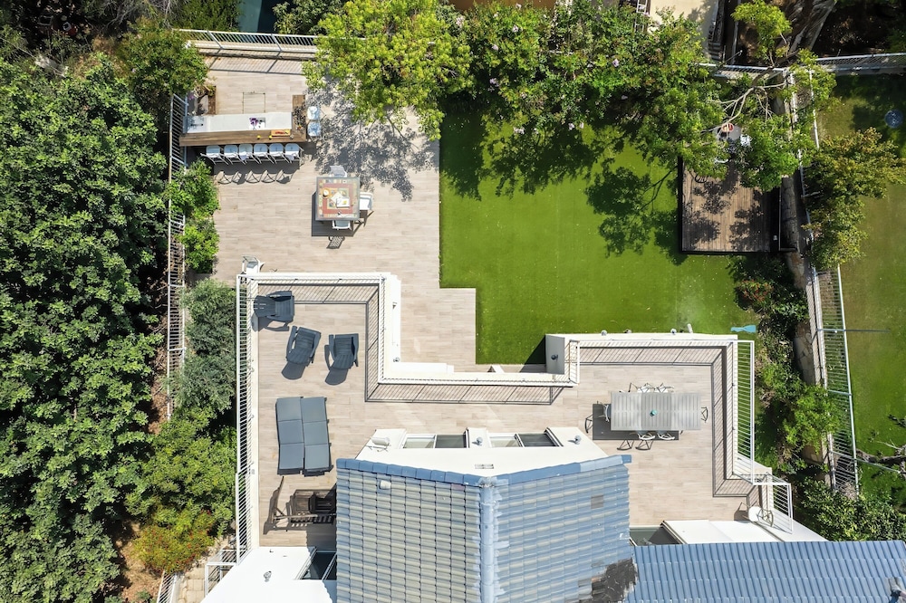Rosh HaNikra Garden Villa by Sea N' Rent
