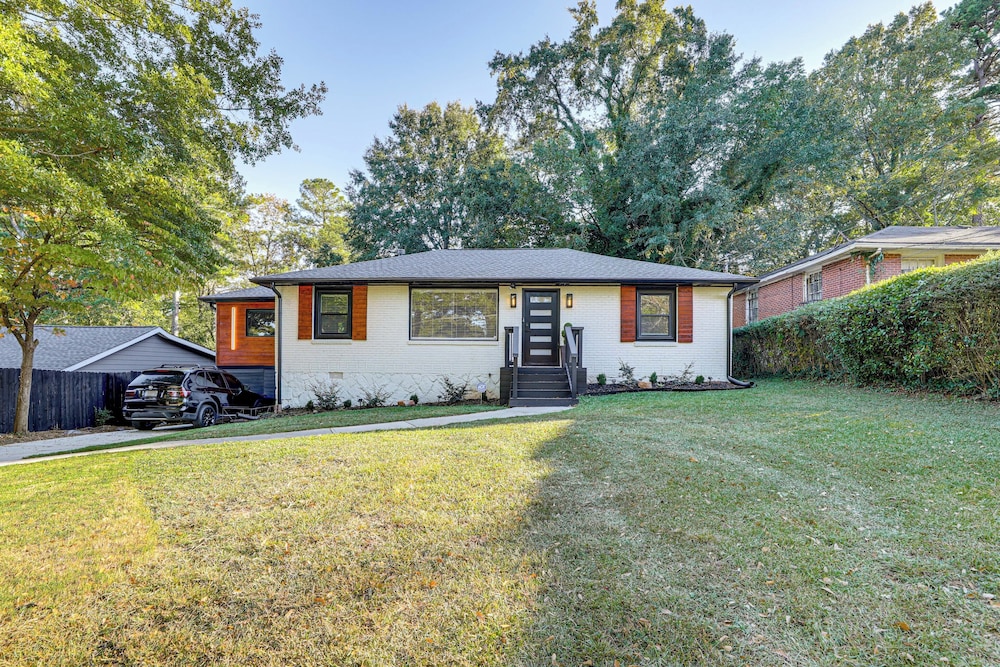 Close to Decatur Square: Family Home w/ Deck!