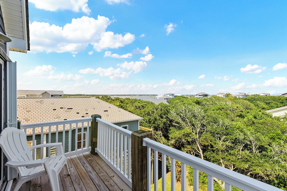 Across the Pond by Topsail Realty
