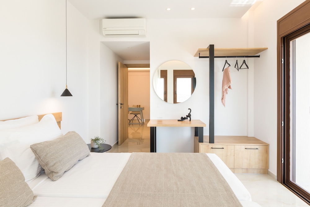 Villa Santa Irini 2 - With Heated Pool