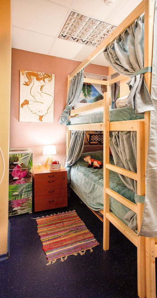 Nikitskaya Capsula - Hostel
