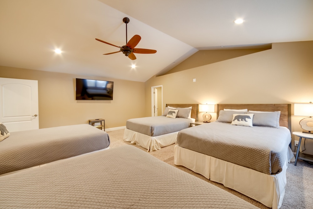 Reno Vacations - Sleek Reno-lake Tahoe Retreat, 4 Mi to Ski Mt Rose - Property Image 44