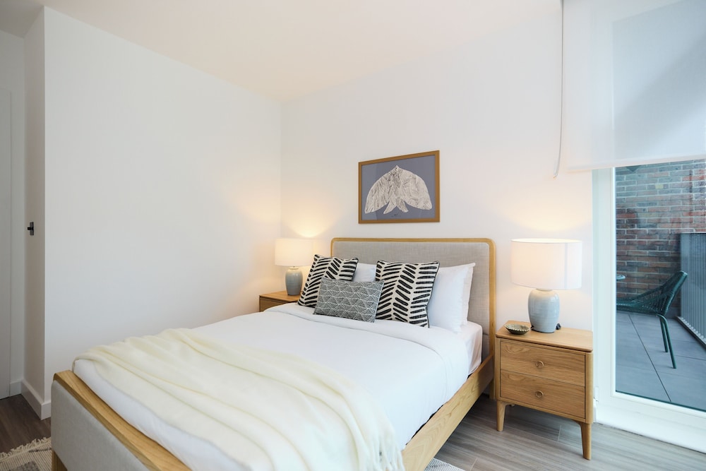 The Tottenham Retreat - Homely 2bdr Flat With Balcony