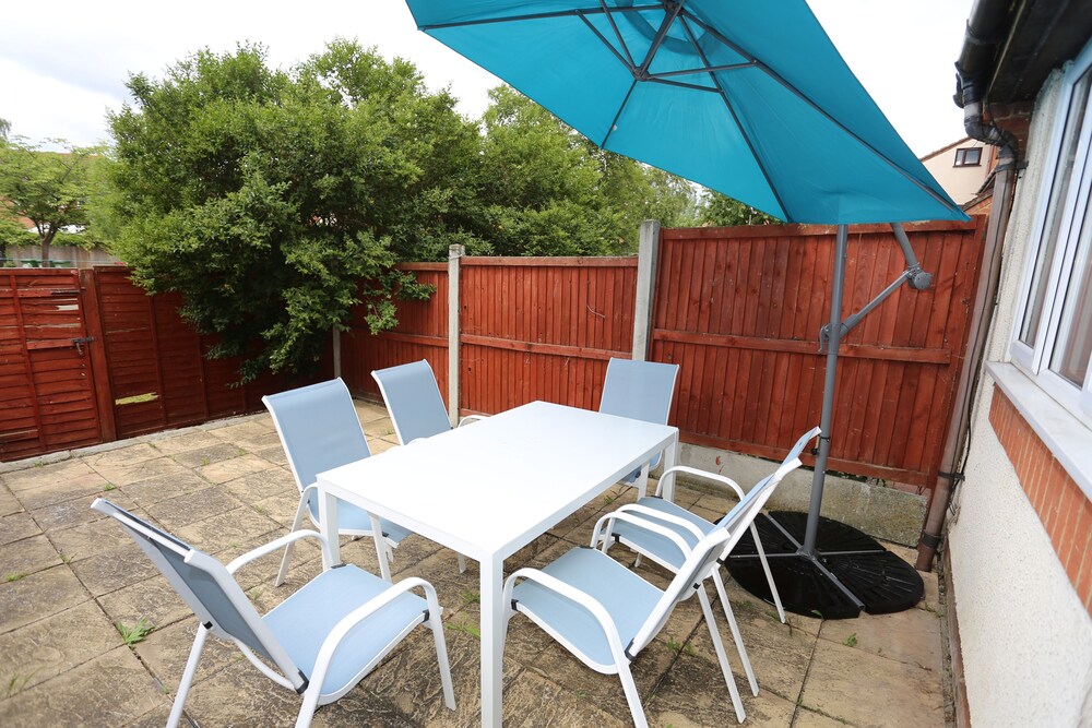 outdoor bbq area