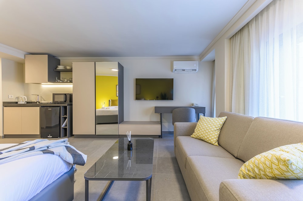 CityZen - Boutique Studios in Achrafieh
