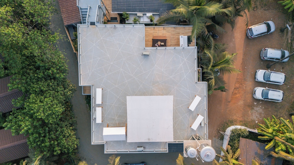 ELIVAAS House of Neptune 1 BHK Boutique
