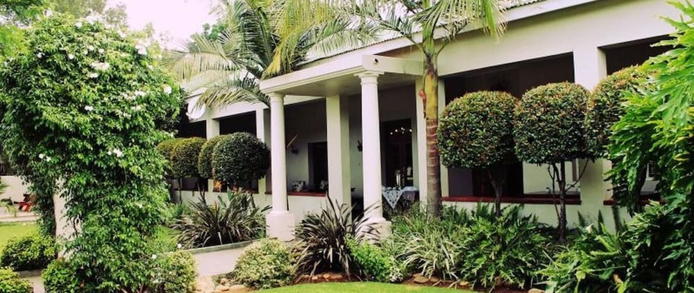 Ripple Hill Hotel