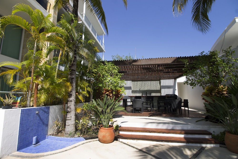 Downtown Apartment Oasis 12 view 4