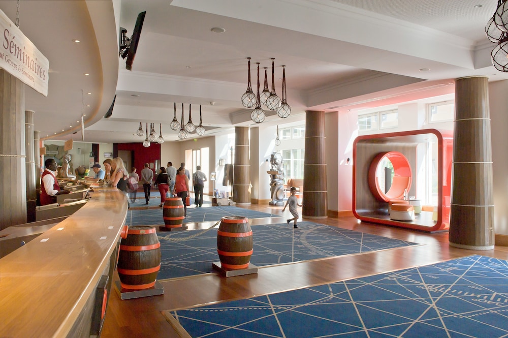 Magny-le-Hongre Vacations - Explorers Hotel - Property Image 3