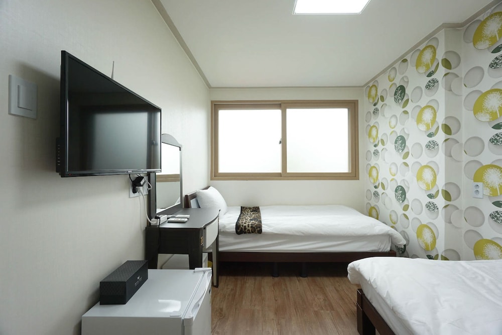 Hamory Guesthouse