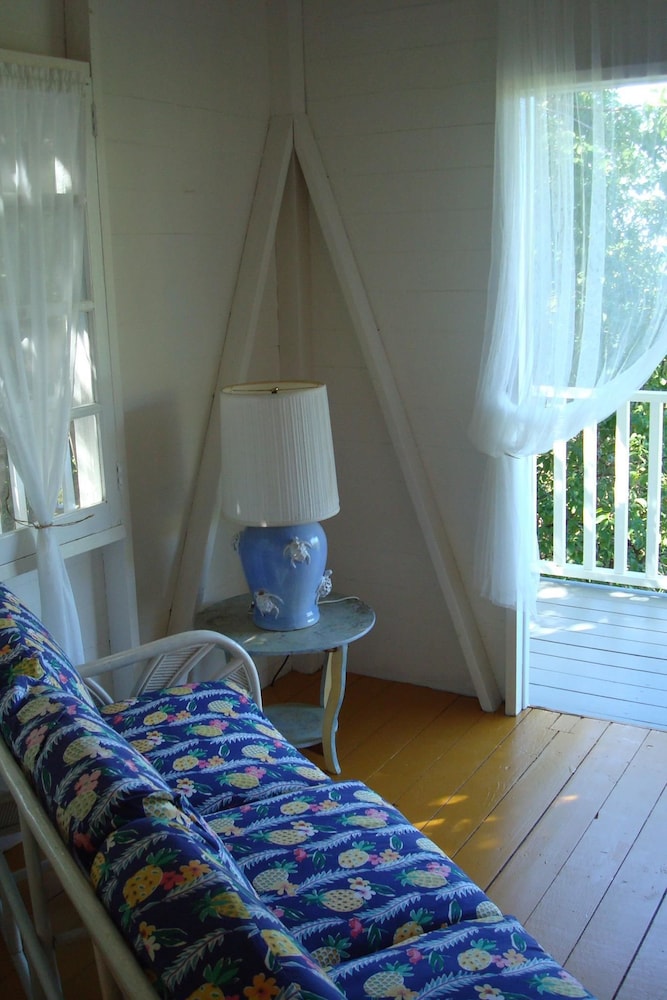 Galley Bay Cottages - Property Image 14