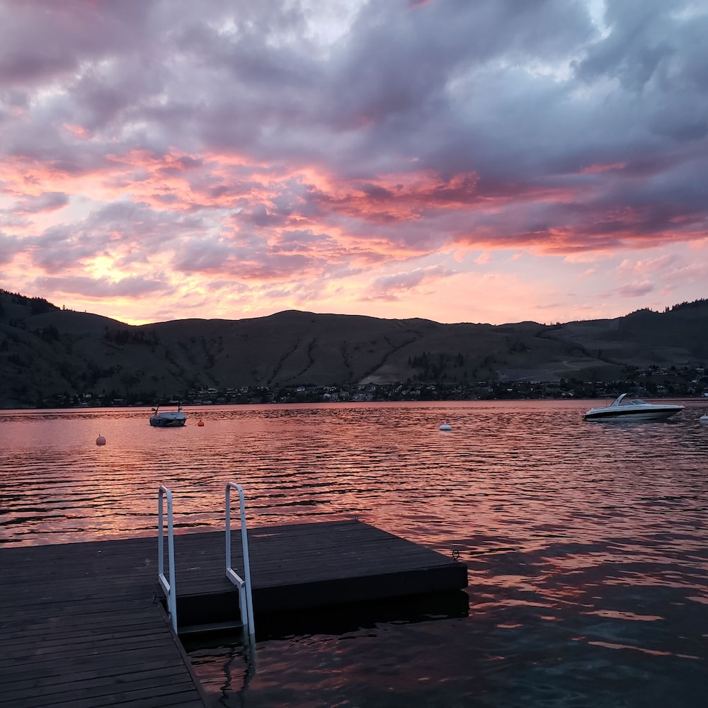 Vernon Vacations - OKeefe's Landing Bed  Breakfast - Property Image 11