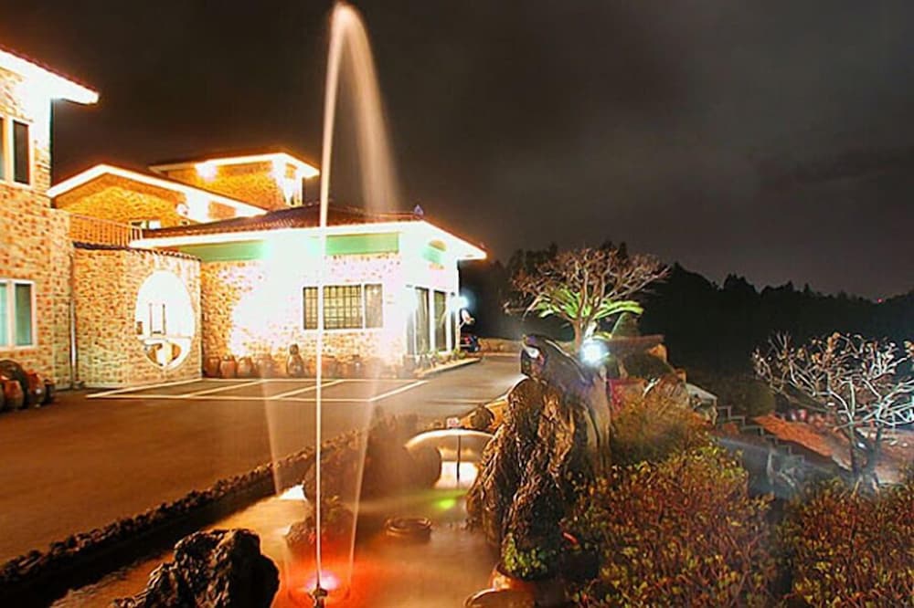 Palace in the Forest Pension