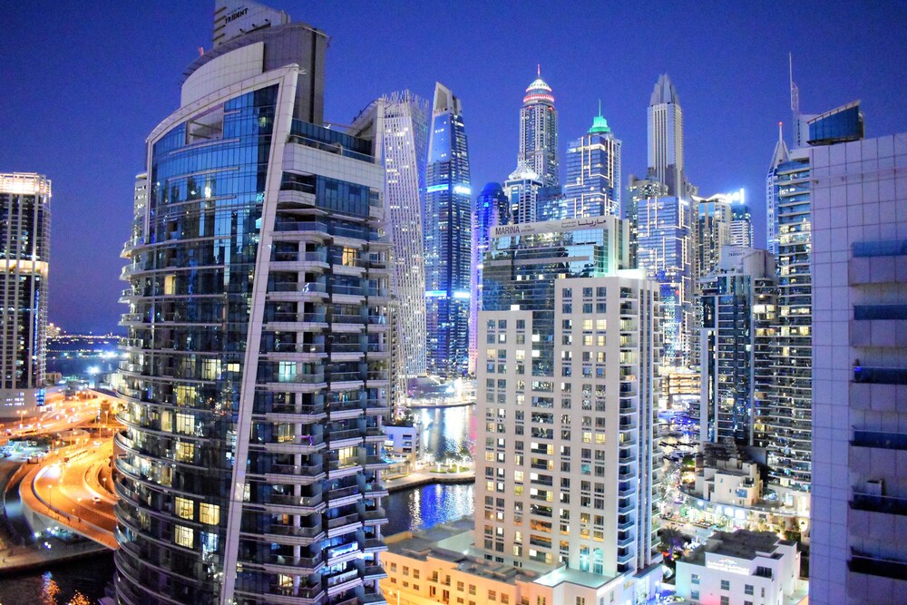 2 Bedrooms Apartment in Marina Diamond 4