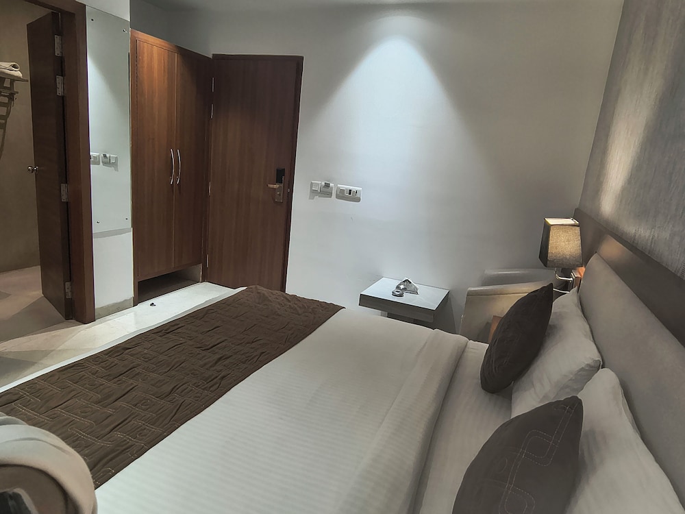 Hotel Aman Suites at IGI by Arch Group