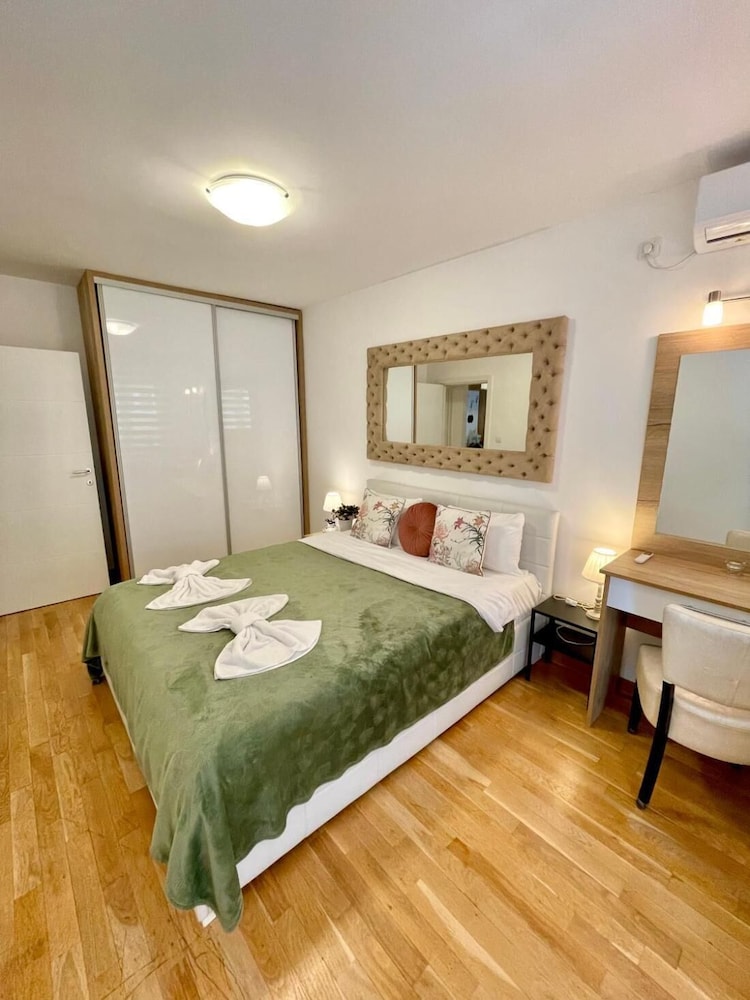 Tiara Vracar Apartment