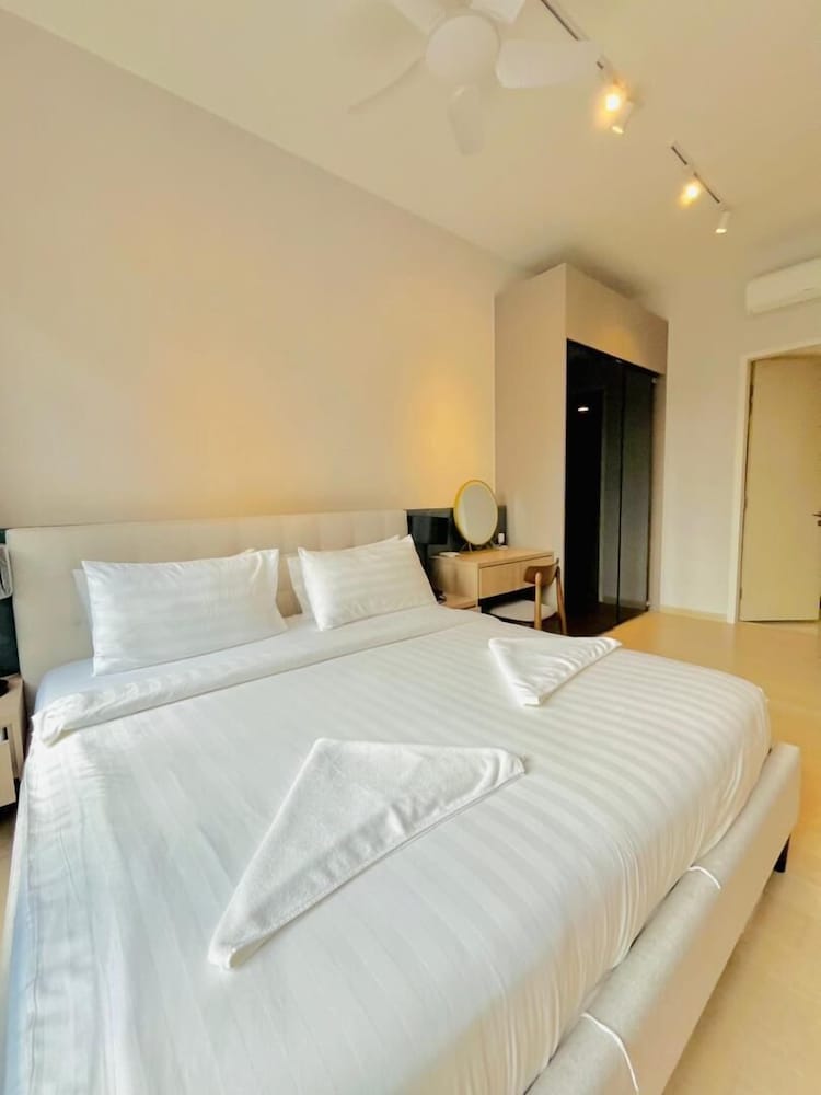 KL Peaceful Suites At KLCC