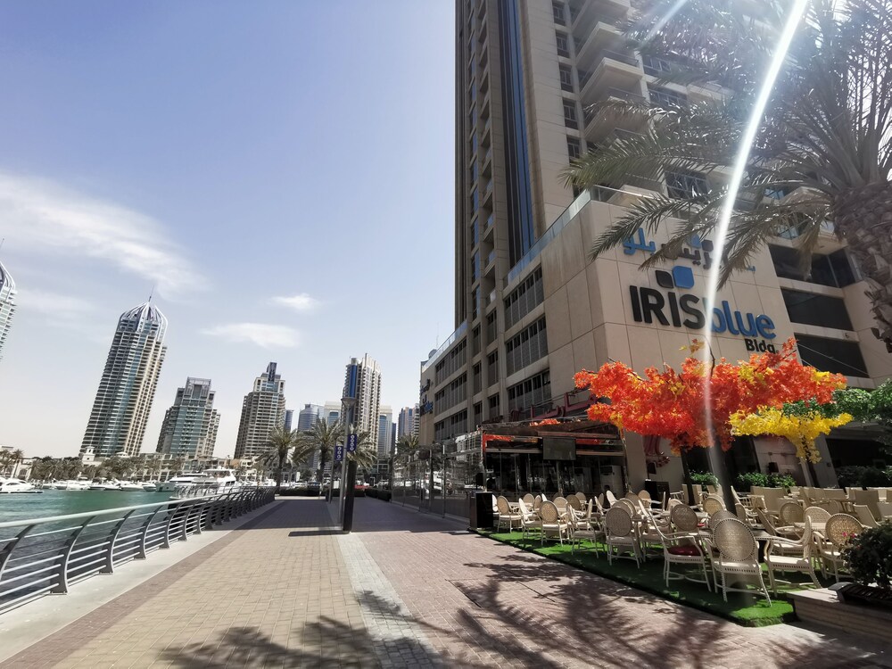 Vacay Lettings - Iris Blue