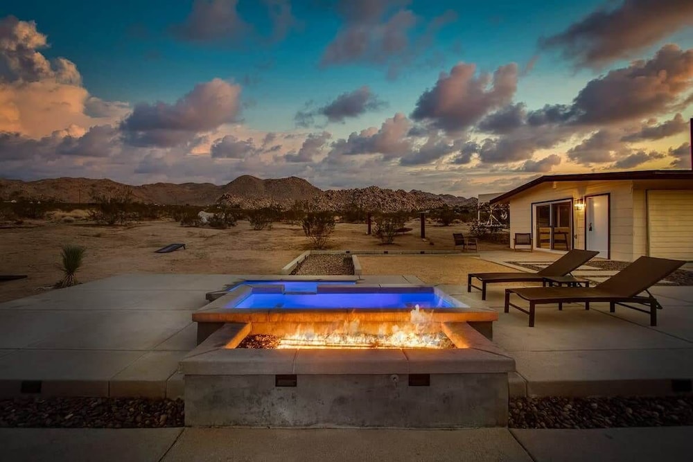@ Marbella Lane - Moon Designer Home Close to Jtnp