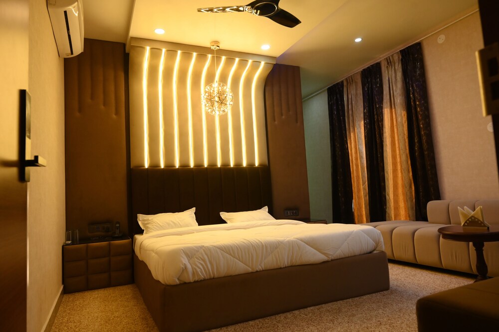 HOTEL MAATAR CHHAAYA