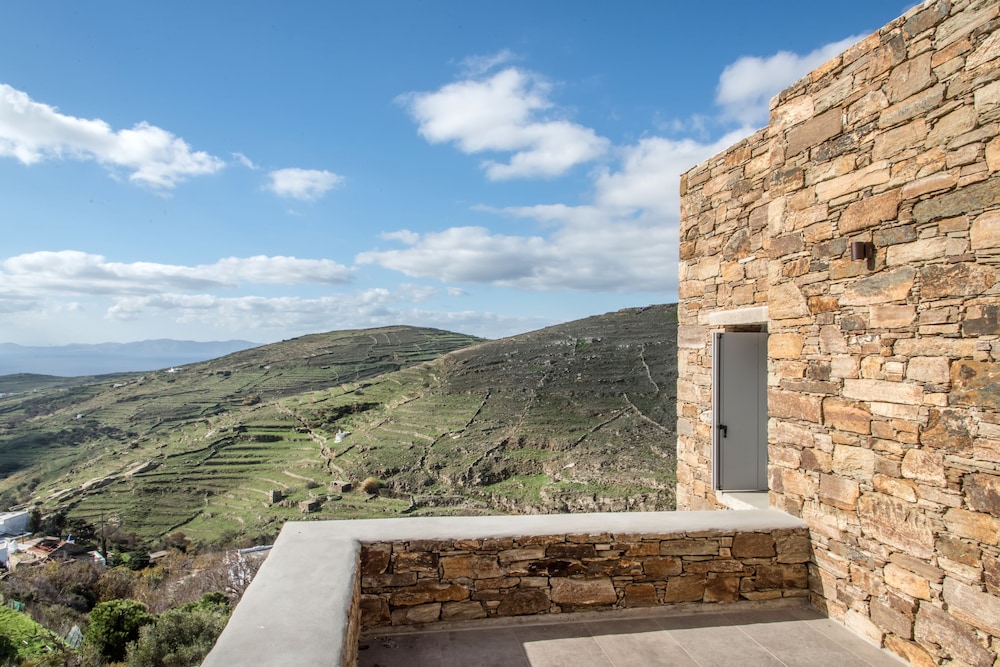 Tinos Pegion House
