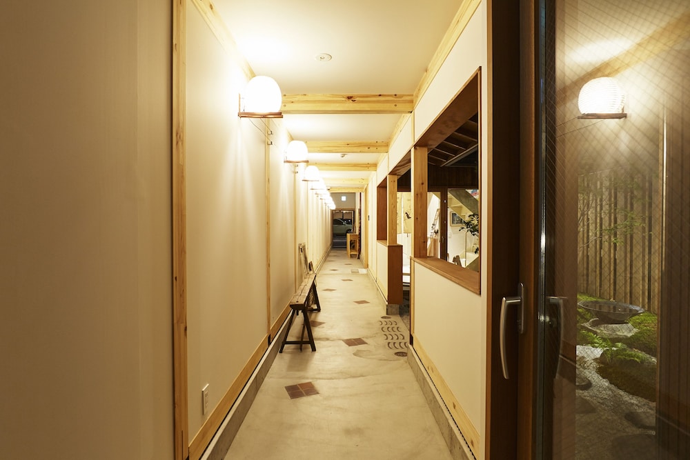 utsuwa Designed Hostel