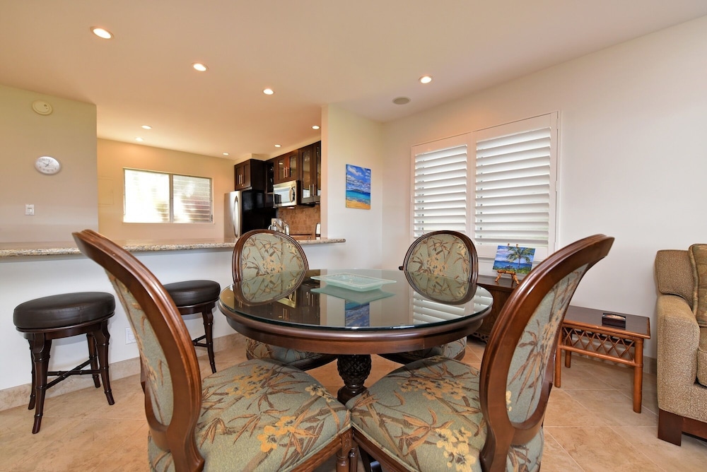 Kaanapali Plantation #52 2 Bedroom Condo by RedAwning - Image 5