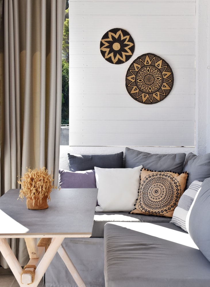 Angelos Design Suites