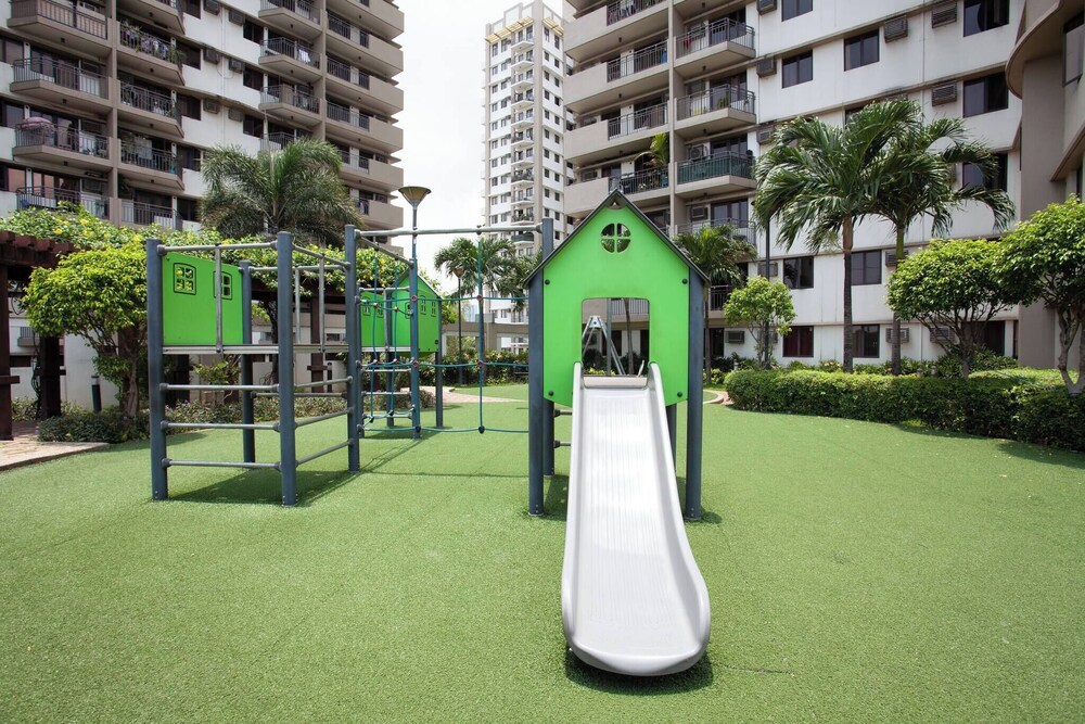Lovely Skyview Haven -near BGC