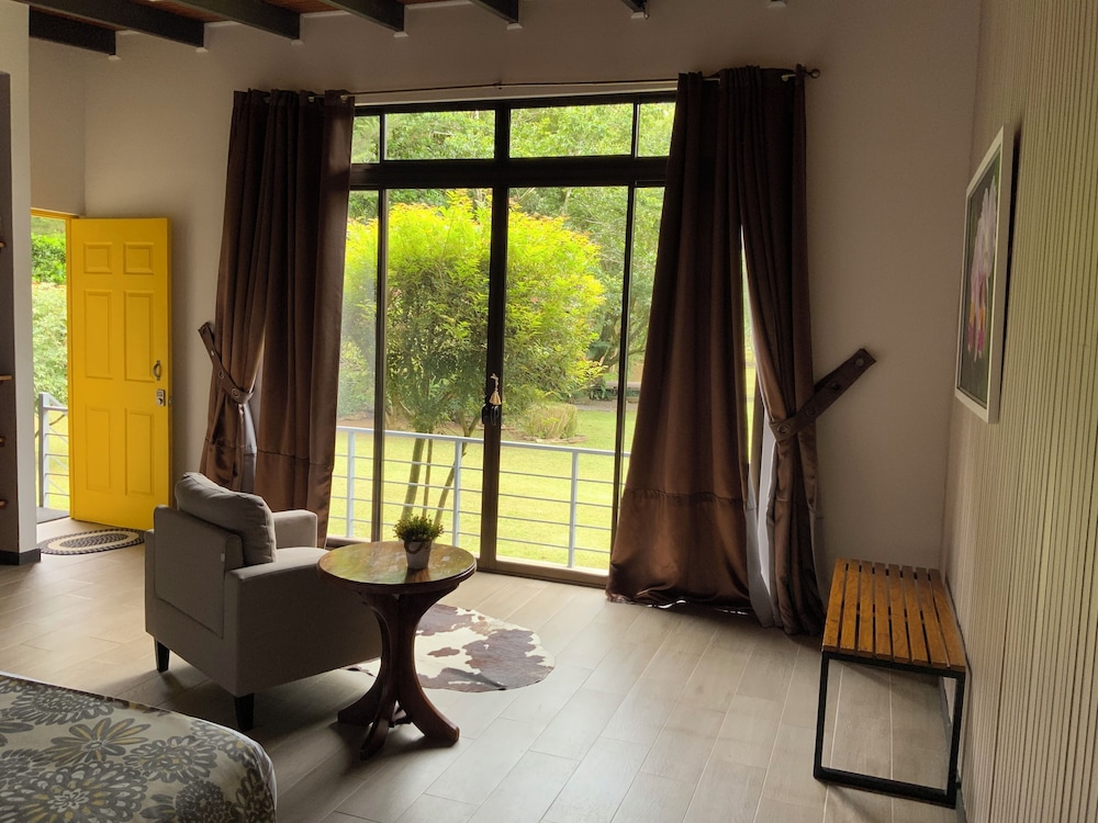 Yerbabuena Lodge