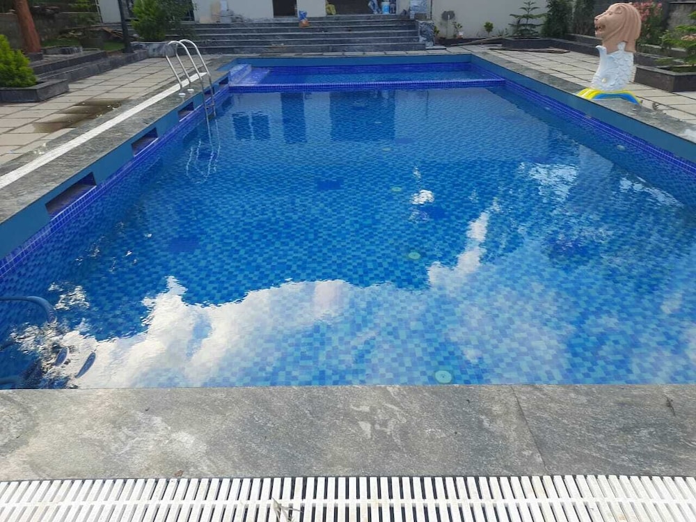 MSB Silver Spring Resort