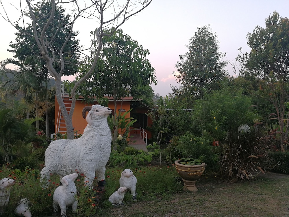 Ingkamol Homestay
