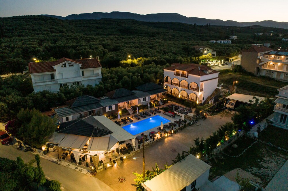 Villa Corali
