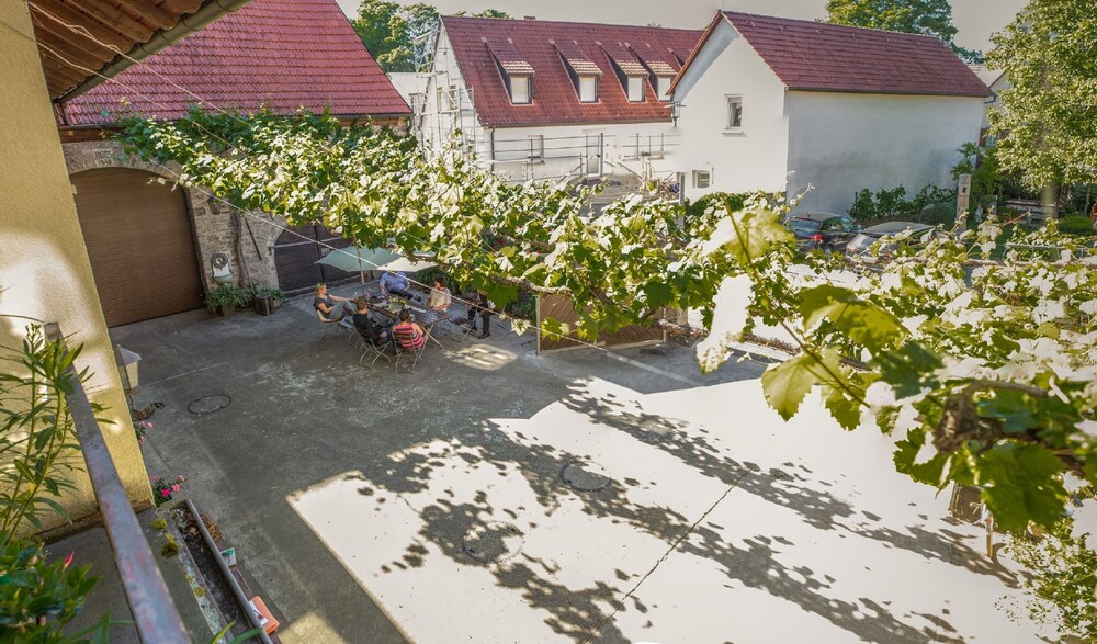 Weingut Knauer view 5