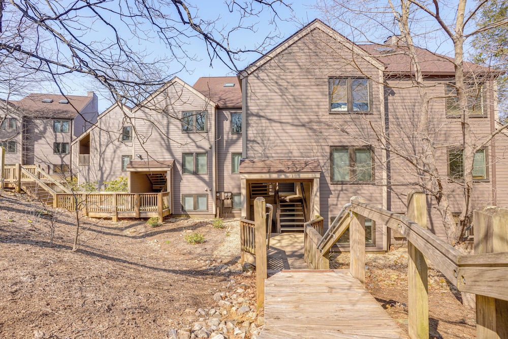 Patio + Pool Access: Wintergreen Resort Getaway!