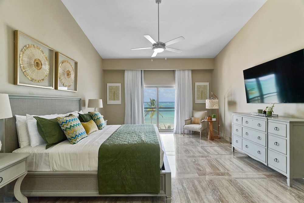 Costa Atlantica Beach Condos