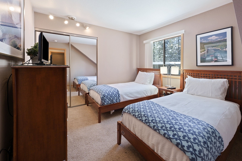 8 Umpqua Ln 4 Bedroom Home