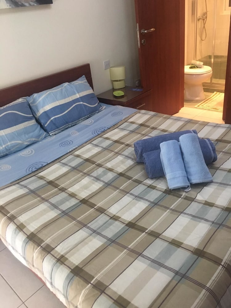 Maltese Rooms